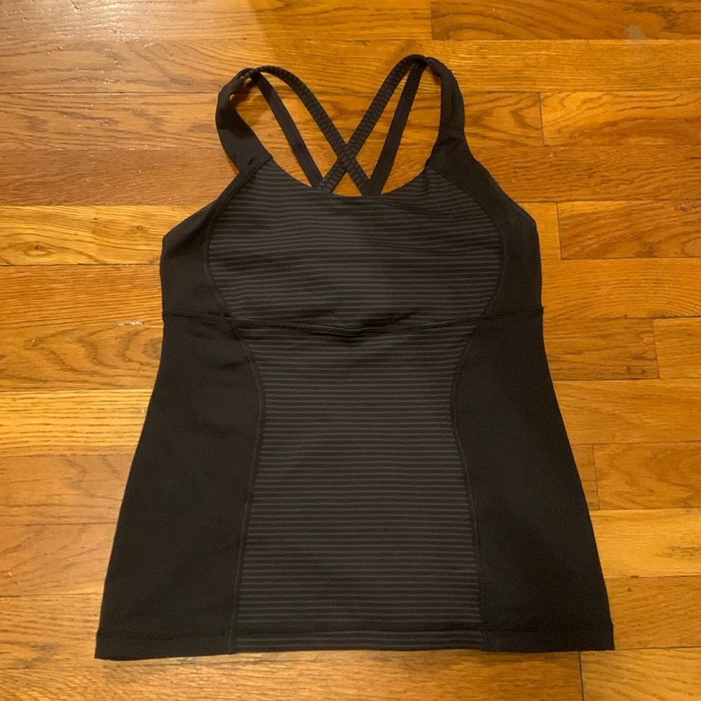 Lululemon energy tank top black with grey stripes